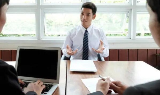 从简历到面试:这些策略让你迅速成为招聘官的首选!(图1) 从简历到面试:这些策略让你迅速成为招聘官的首选!(图1)